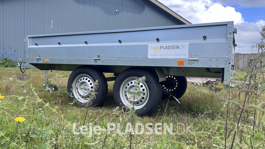 Lej en 750kg BOOGIETRAILER